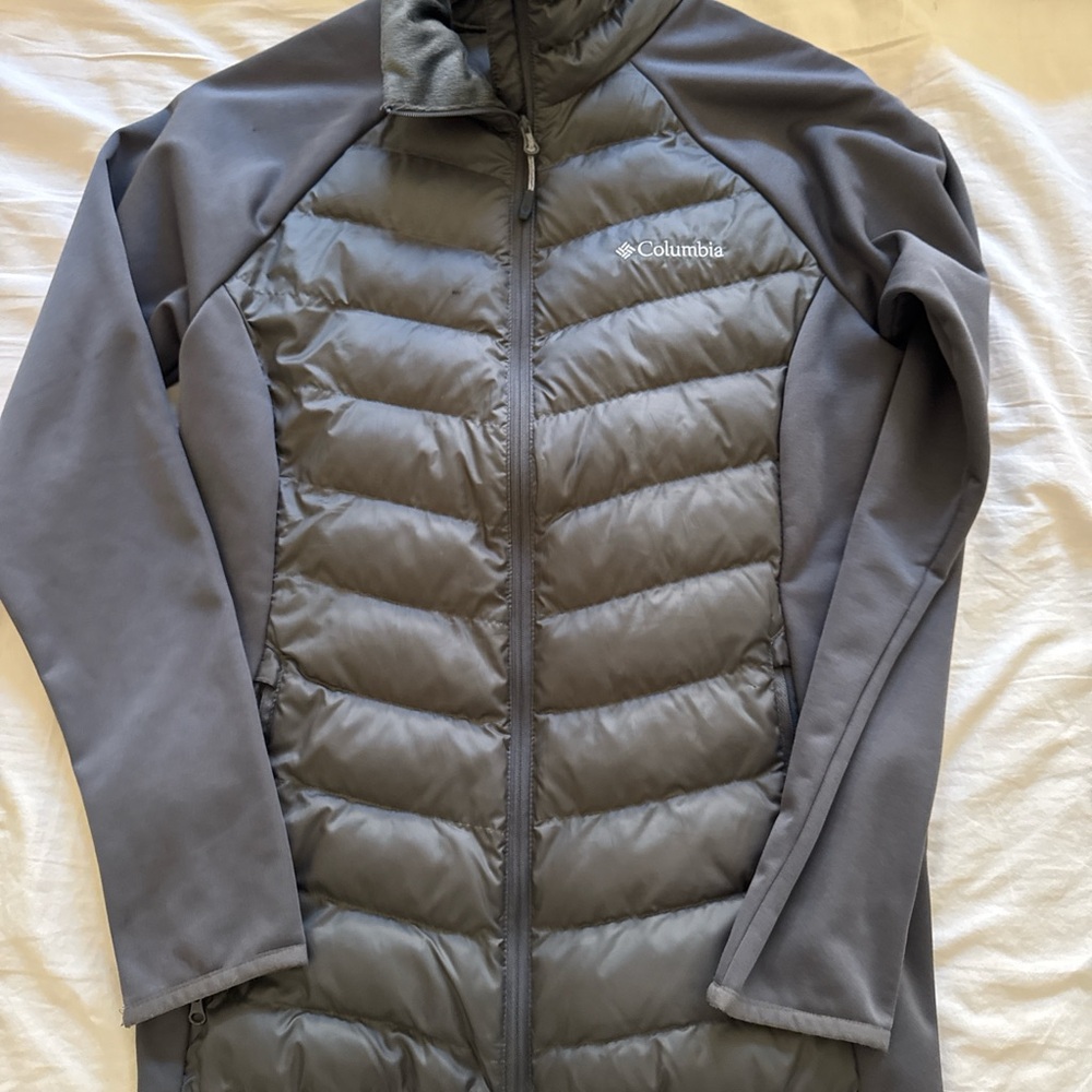 Columbia Green-Grey lightweight puffer jacket